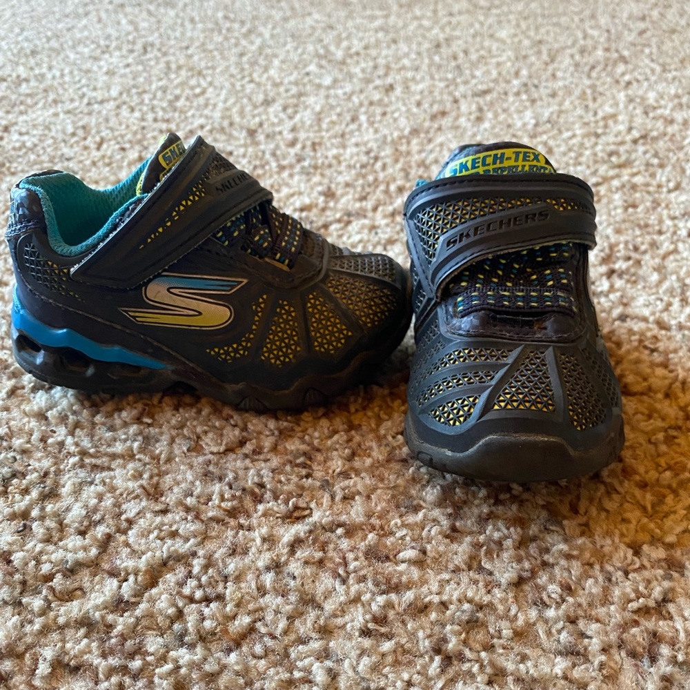 Infant Skechers Shoes
